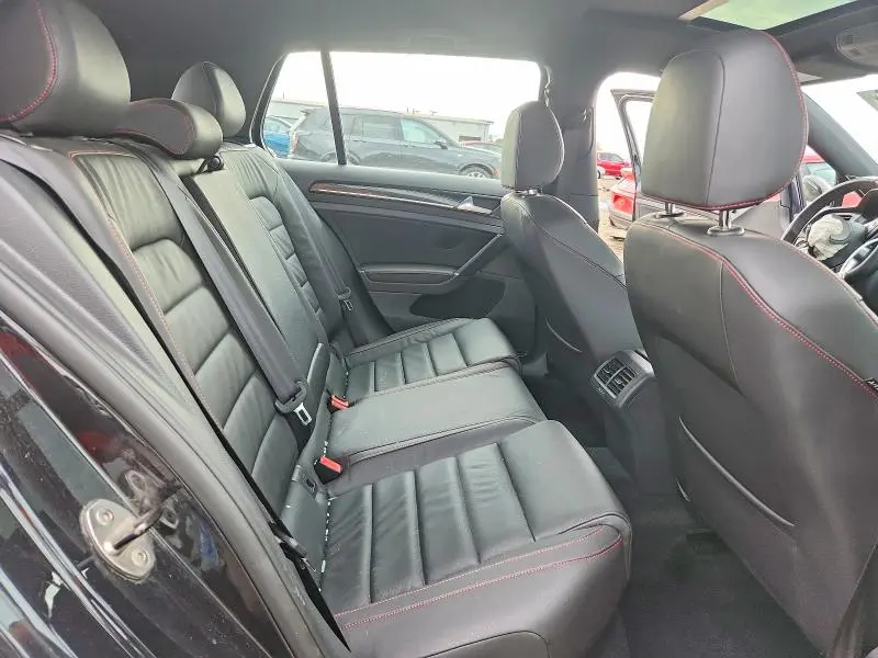 2015 VOLKSWAGEN GTI   