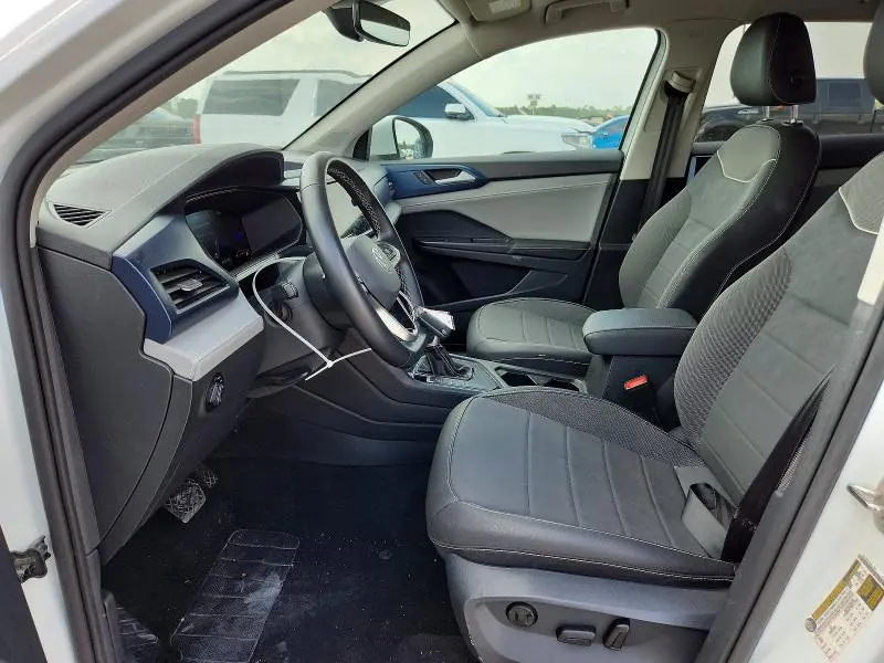 2024 VOLKSWAGEN TAOS SE  
