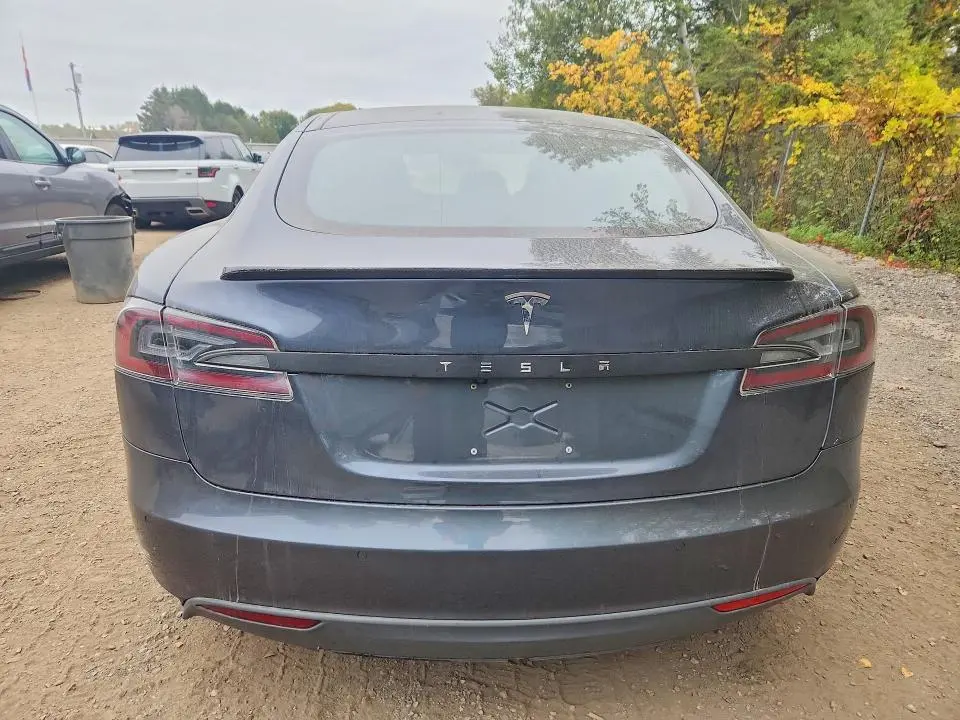 2015 TESLA MODEL S 60  