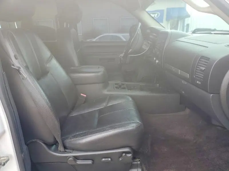 2010 CHEVROLET SILVERADO K1500 LT  