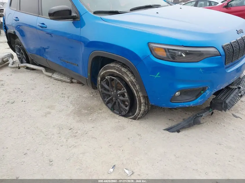 2023 JEEP CHEROKEE ALTITUDE LUX 4X4