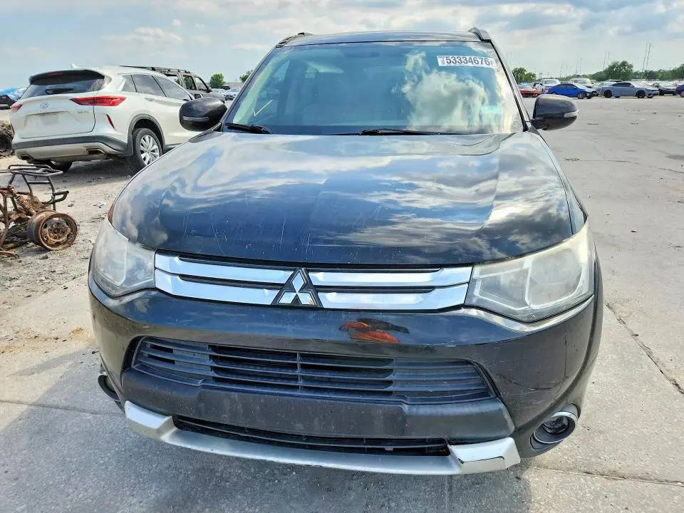 2015 MITSUBISHI OUTLANDER SE  