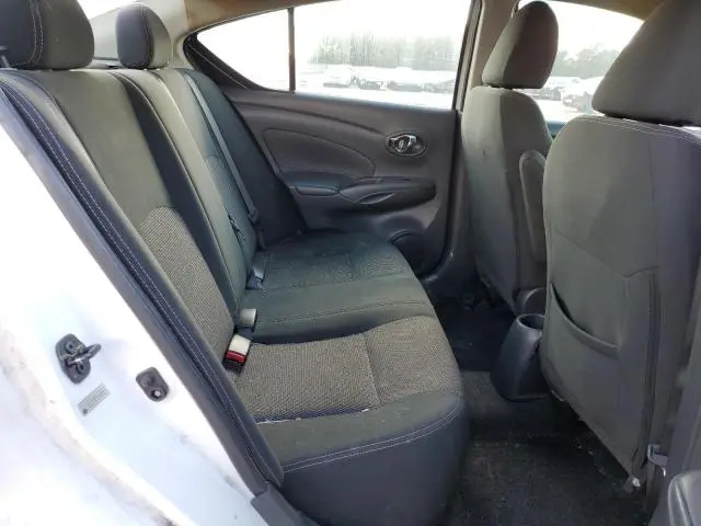 2017 NISSAN VERSA S  