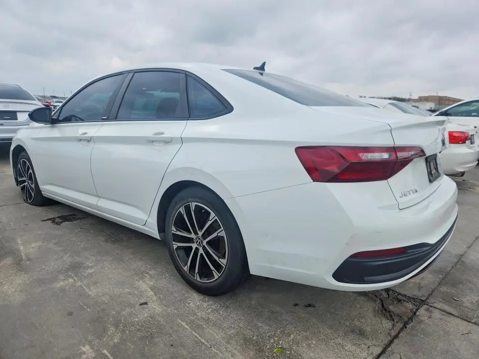 2023 VOLKSWAGEN JETTA SPORT  
