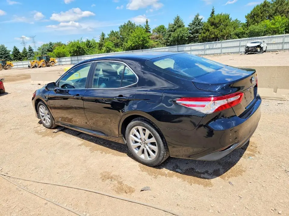 2018 TOYOTA CAMRY LE  