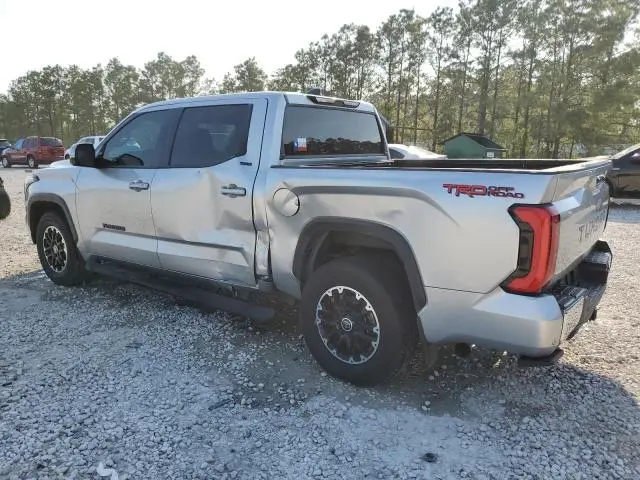 2024 TOYOTA TUNDRA CREWMAX SR  