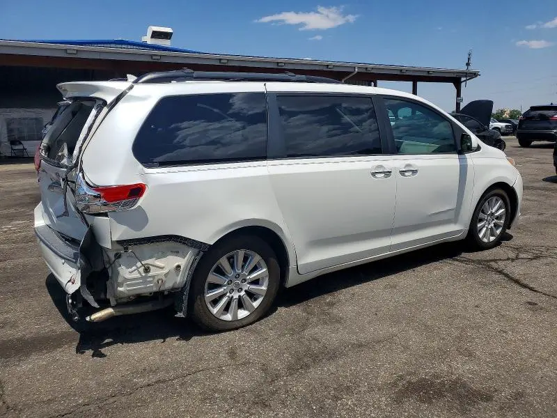 2012 TOYOTA SIENNA XLE 8-PASSENGER  