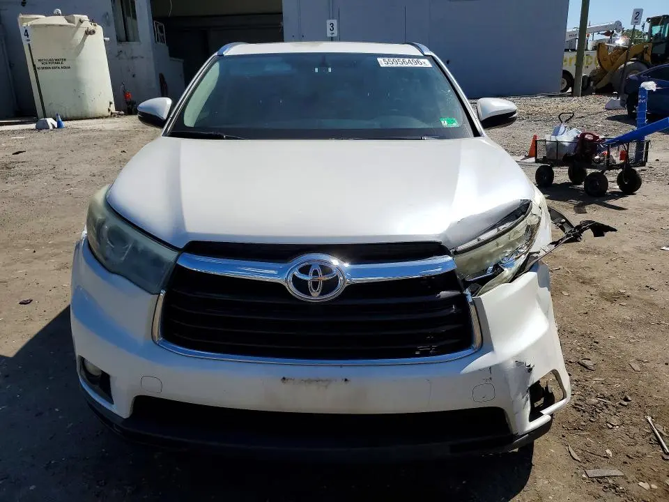 2015 TOYOTA HIGHLANDER XLE  