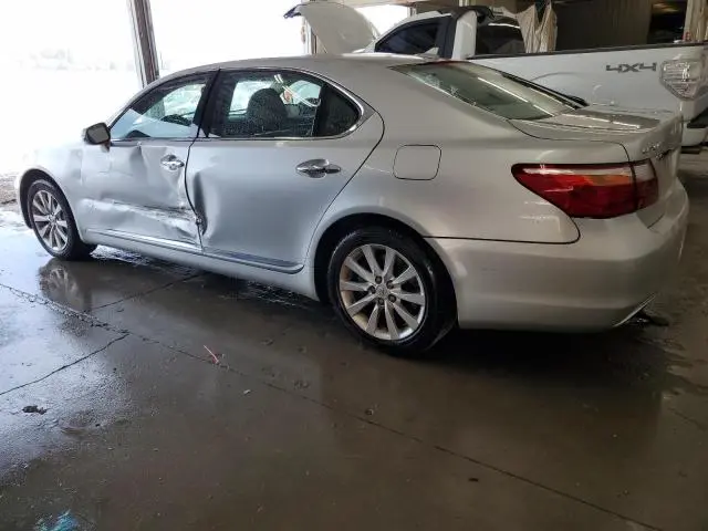 2010 LEXUS LS 460L  