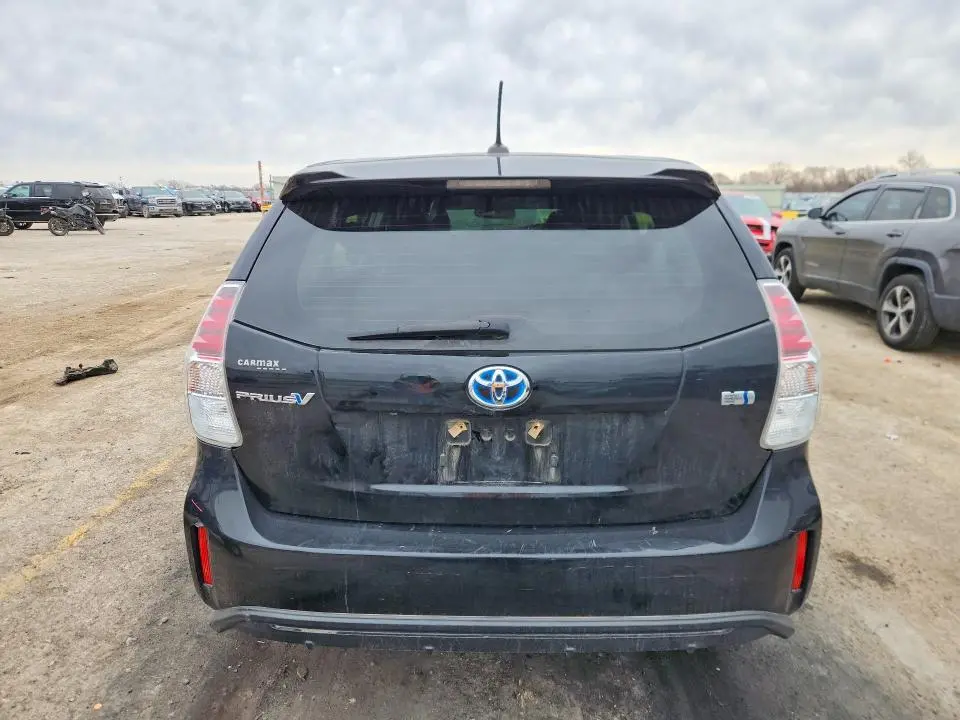 2017 TOYOTA PRIUS V   