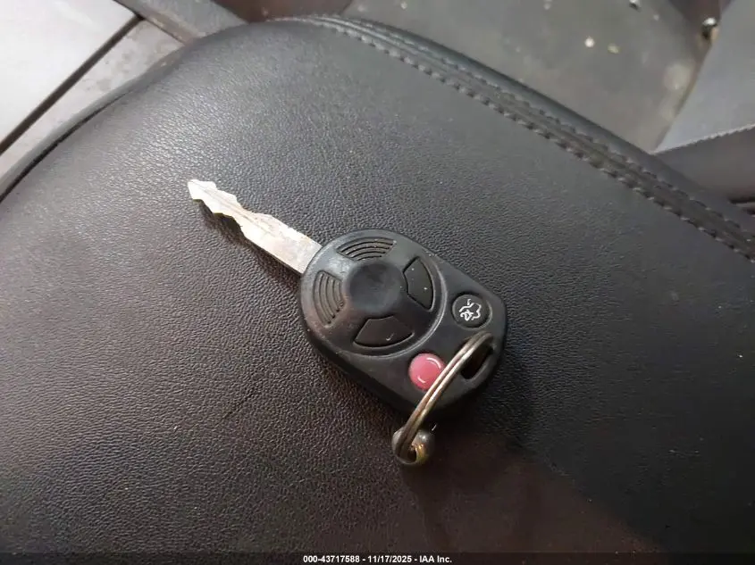 2011 FORD TAURUS SEL