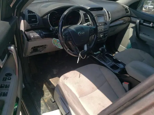 2015 KIA SORENTO LX  