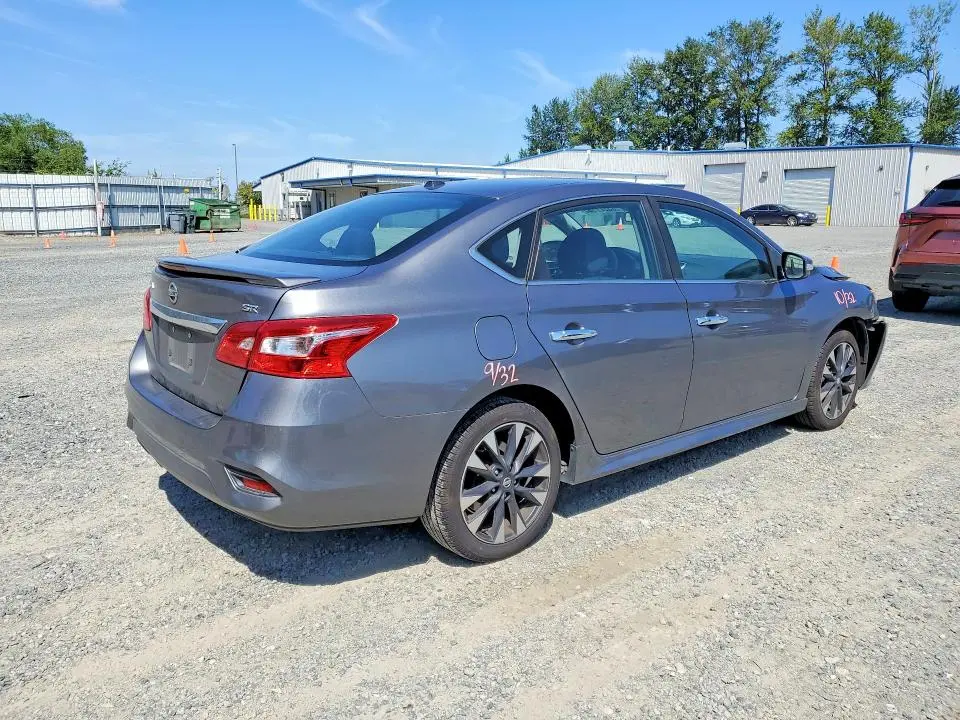 2016 NISSAN SENTRA SR  