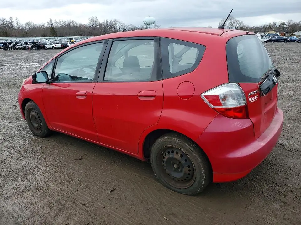 2010 HONDA FIT   