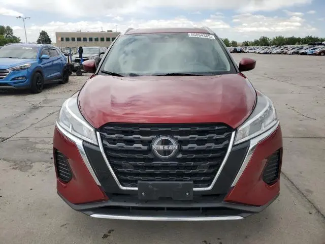 2024 NISSAN KICKS SV  