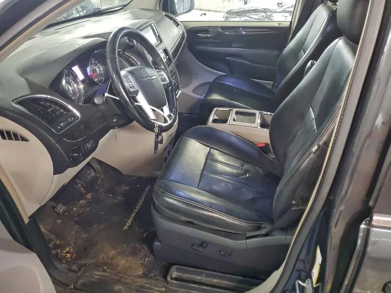 2011 CHRYSLER TOWN & COUNTRY TOURING L  