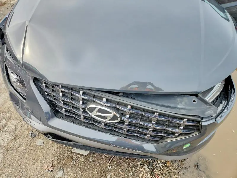 2024 HYUNDAI VENUE LIMITED  