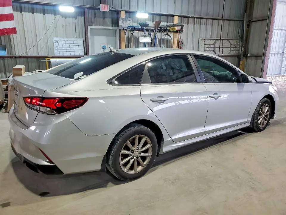 2018 HYUNDAI SONATA SE  