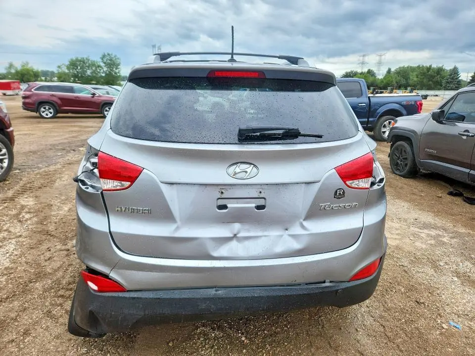 2012 HYUNDAI TUCSON GLS  