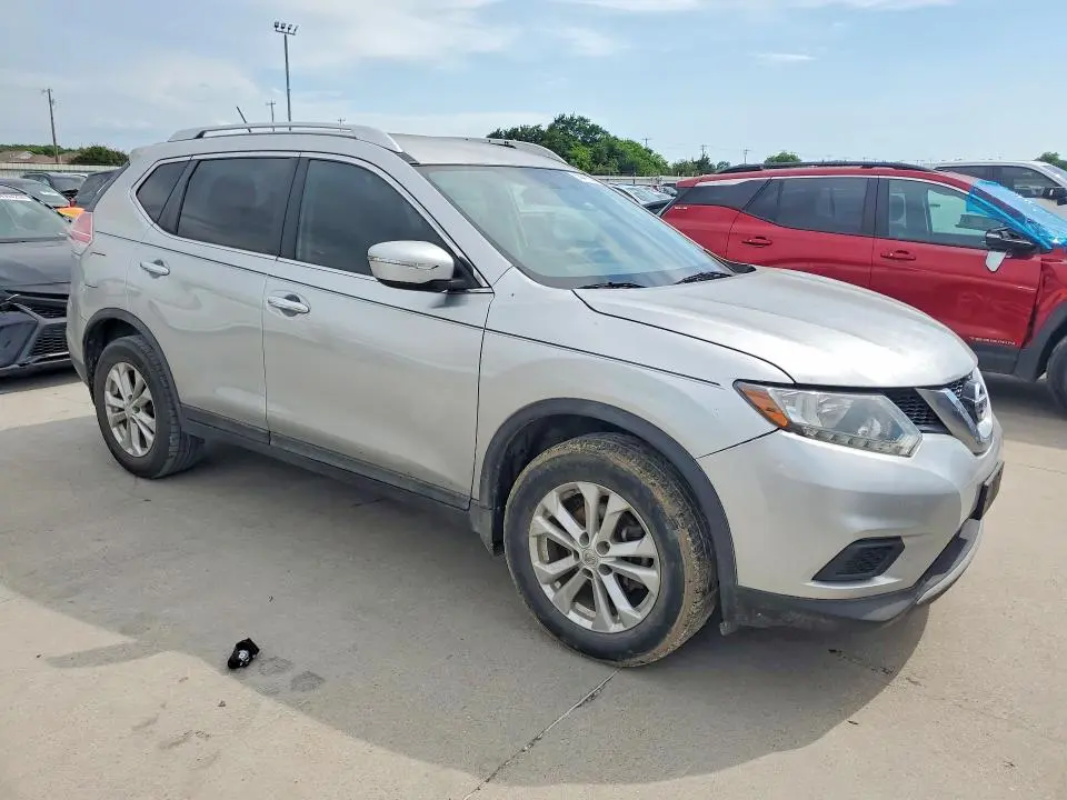 2015 NISSAN ROGUE SV  