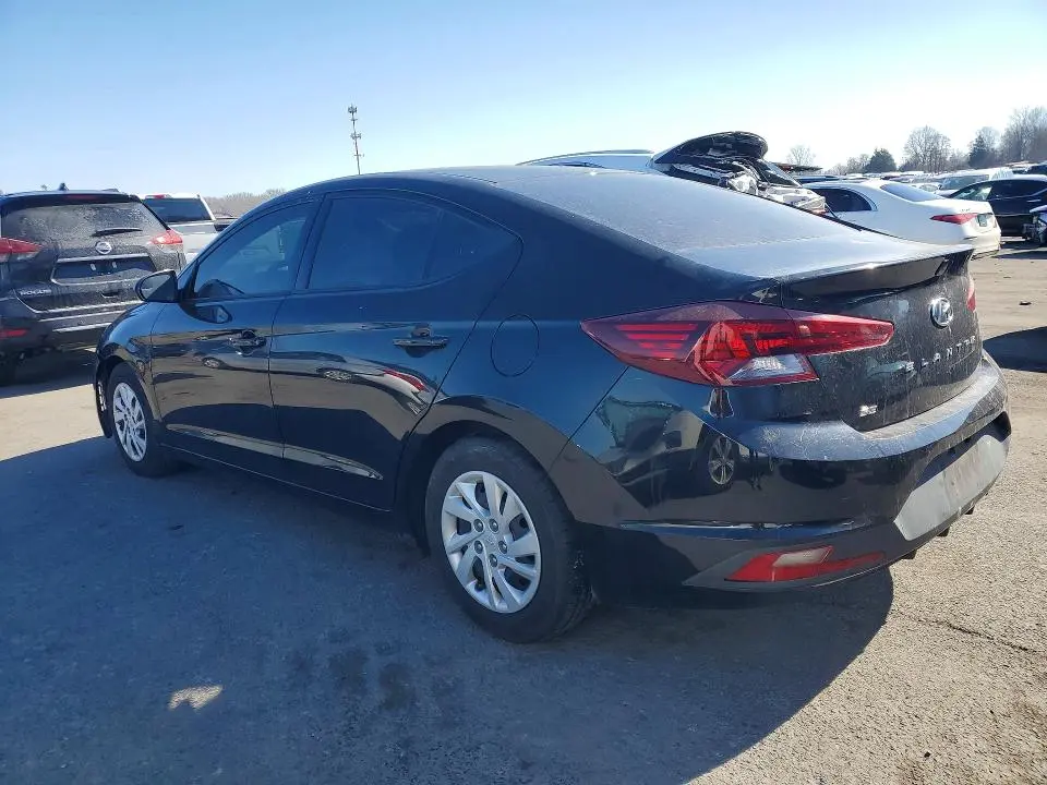 2019 HYUNDAI ELANTRA SE  
