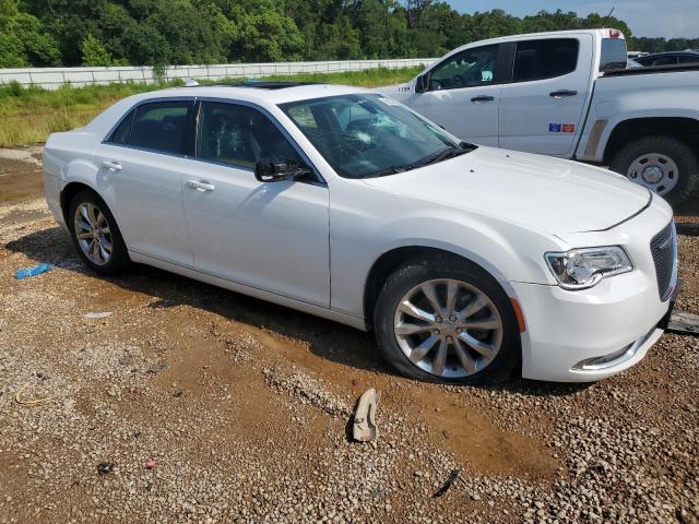 2016 CHRYSLER 300 LIMITED