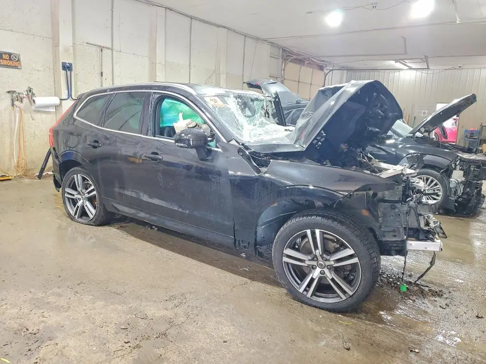 2018 VOLVO XC60 T6  