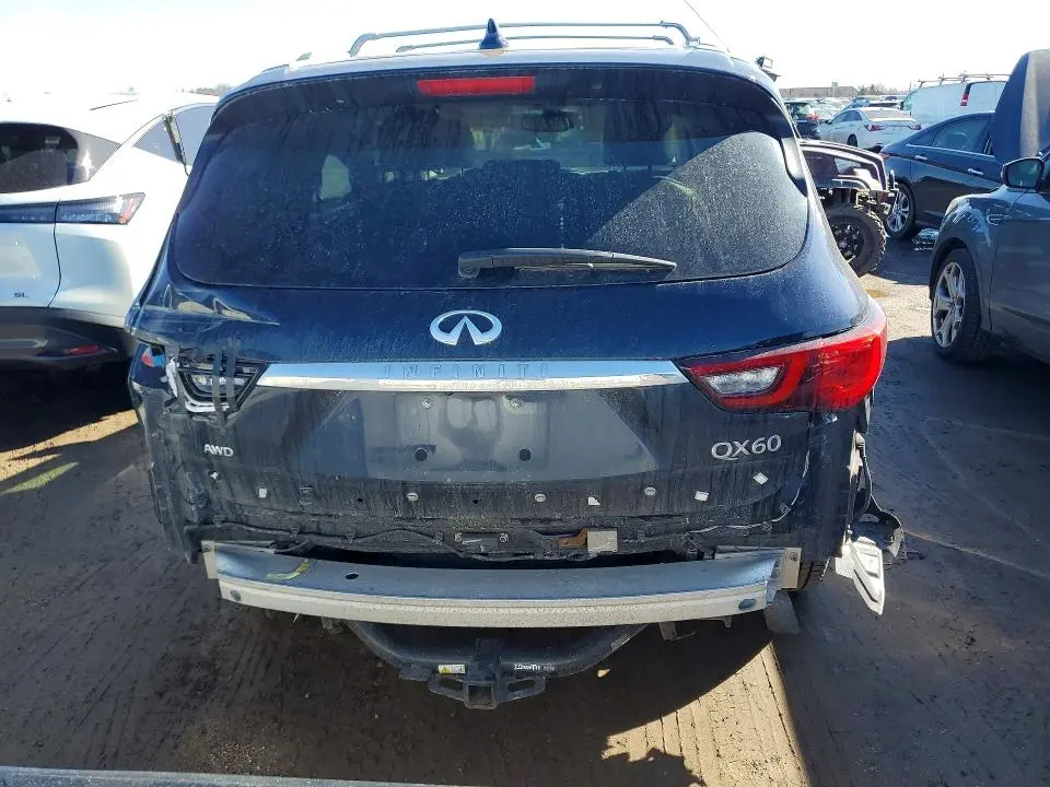 2019 INFINITI QX60 LUXE  