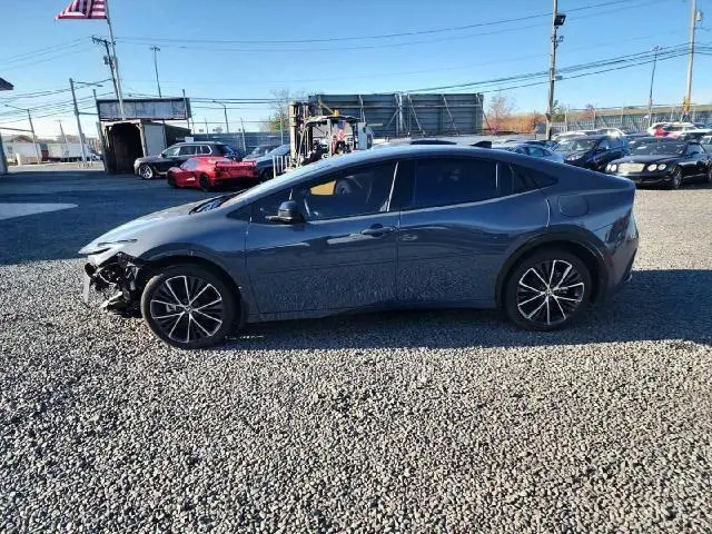 2024 TOYOTA PRIUS LE  