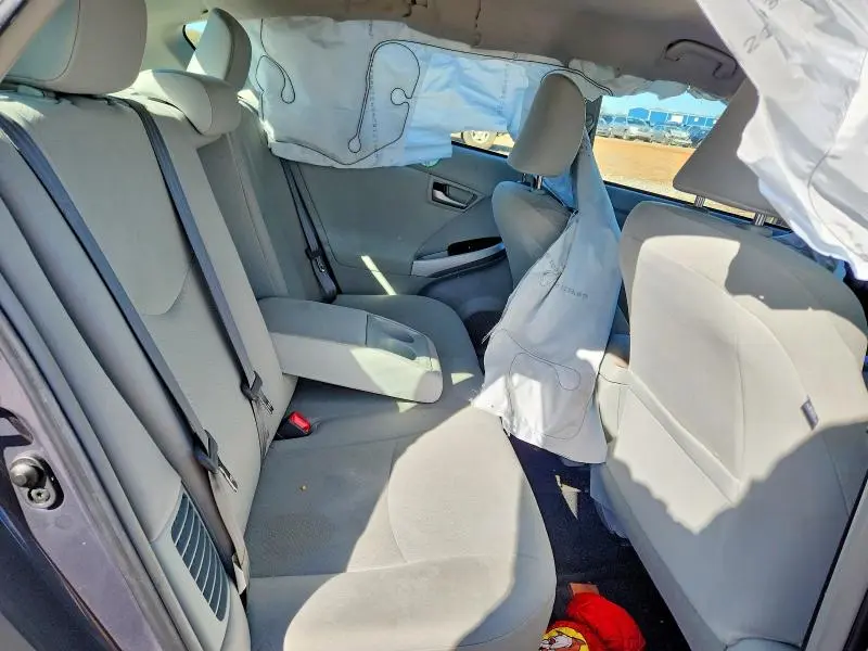 2014 TOYOTA PRIUS THREE  