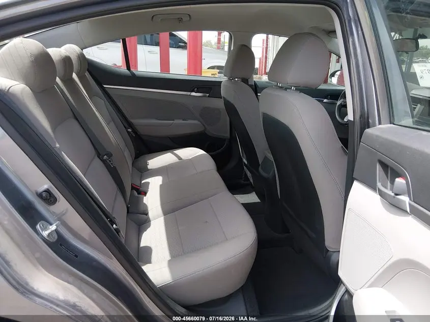 2019 HYUNDAI ELANTRA SE