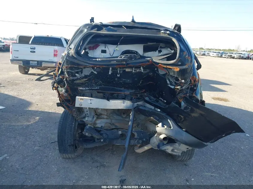 2016 TOYOTA HIGHLANDER XLE V6