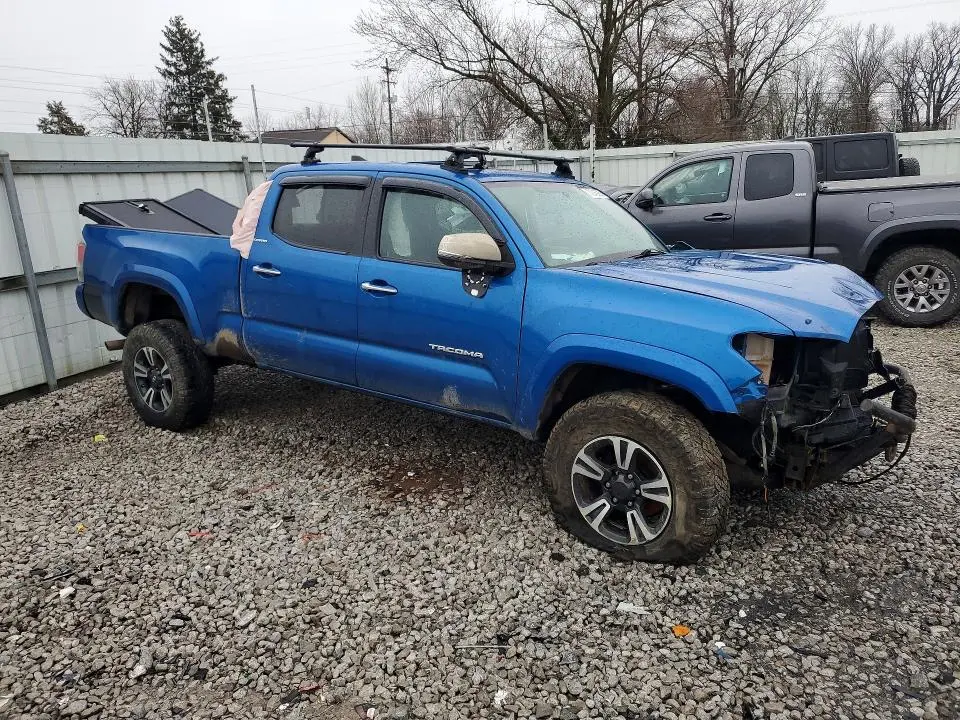 2017 TOYOTA TACOMA DOUBLE CAB  