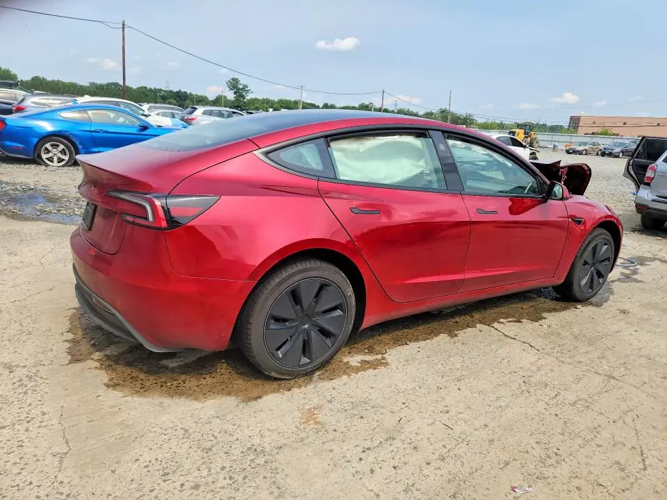 2025 TESLA MODEL 3   