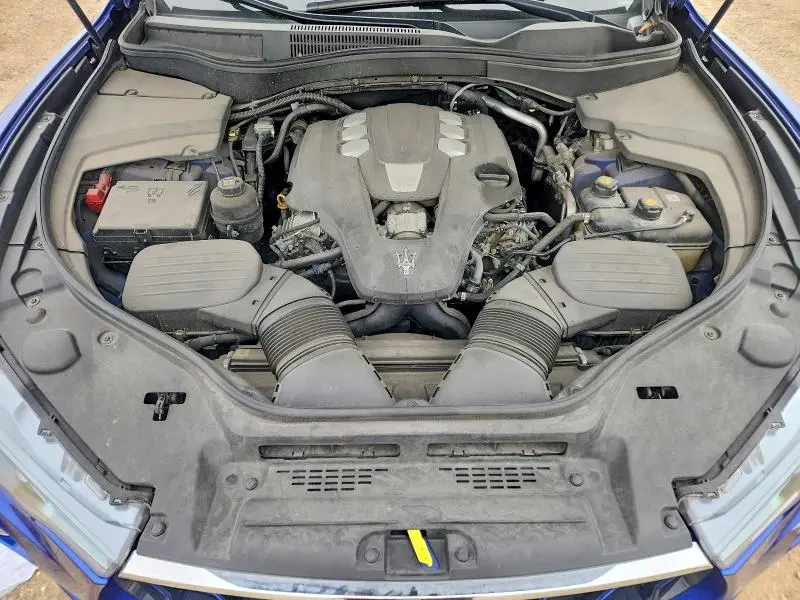 2017 MASERATI LEVANTE SPORT  