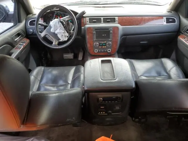2011 CHEVROLET AVALANCHE LTZ  