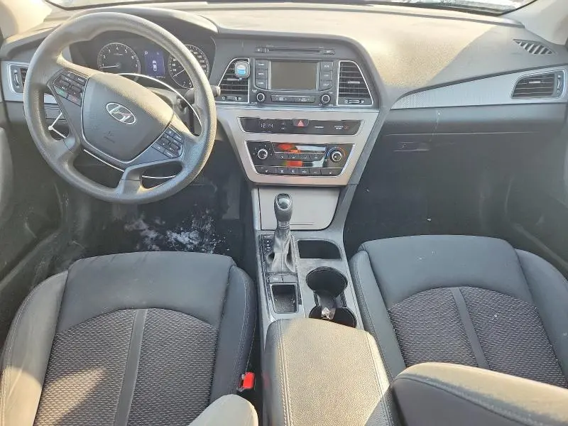 2017 HYUNDAI SONATA SE  