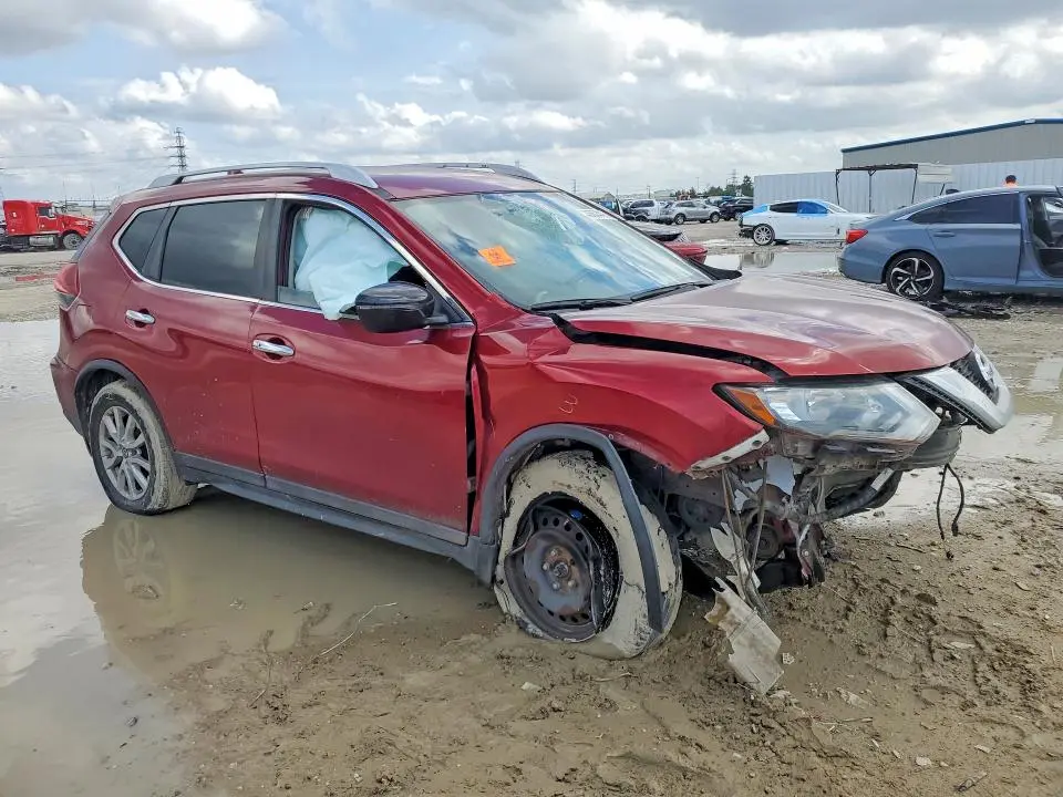 2018 NISSAN ROGUE SV  
