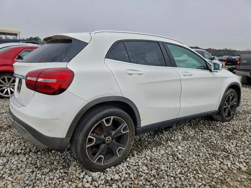 2019 MERCEDES-BENZ GLA 250  