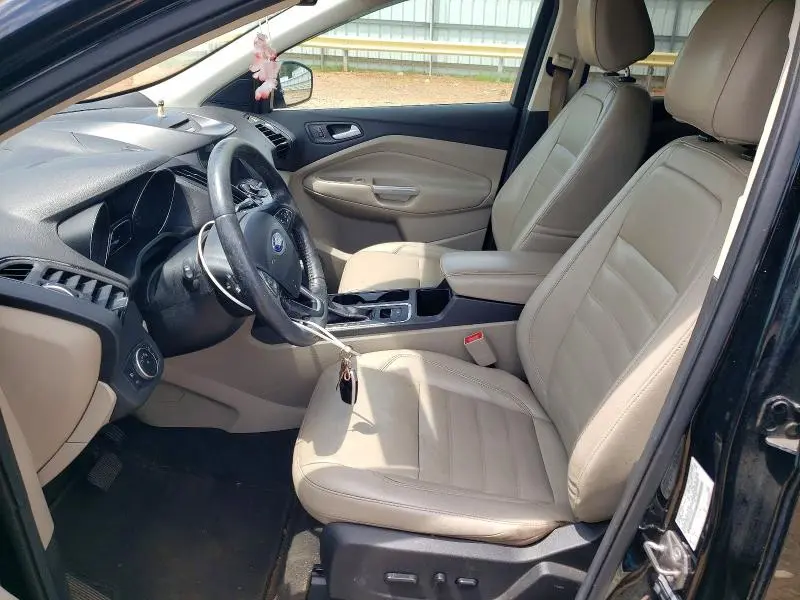 2017 FORD ESCAPE TITANIUM  