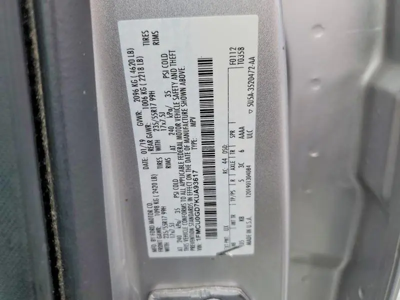 2019 FORD ESCAPE SE  