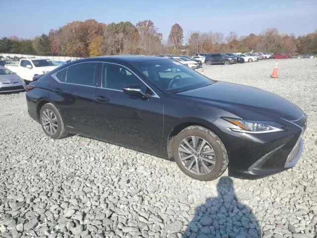 2021 LEXUS ES 300H  