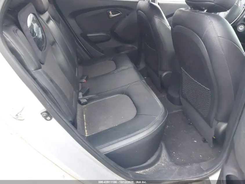 2011 HYUNDAI TUCSON GLS