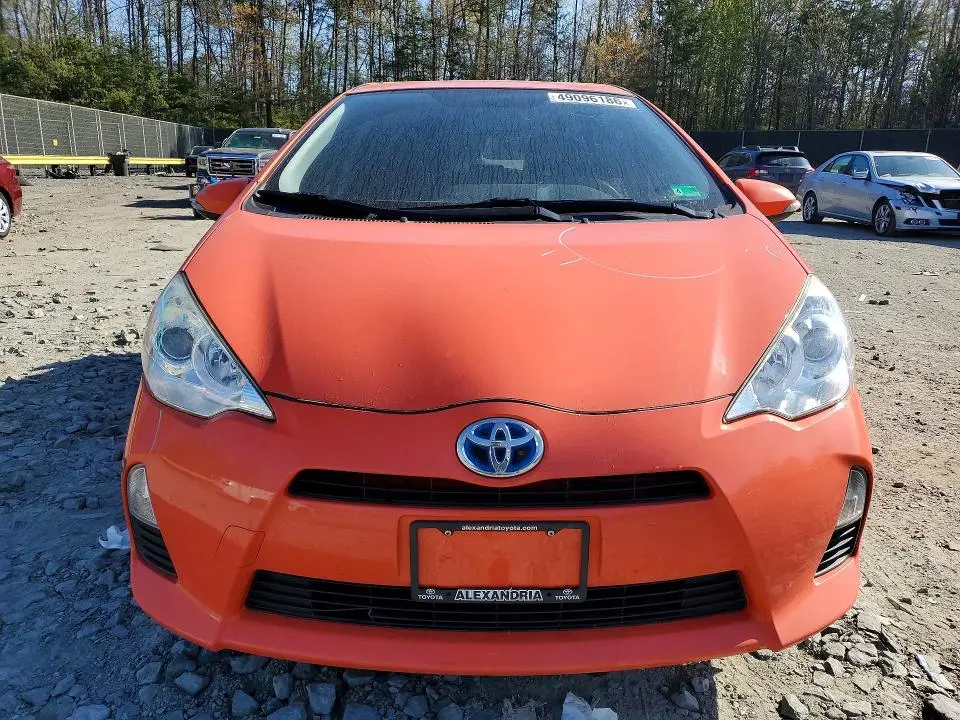 2014 TOYOTA PRIUS C TWO  