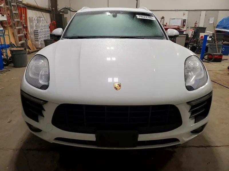 2015 PORSCHE MACAN S  