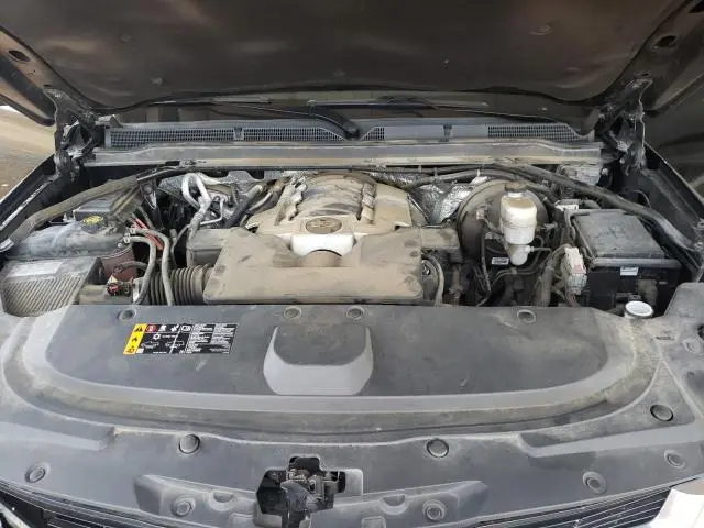 2017 CADILLAC ESCALADE LUXURY  