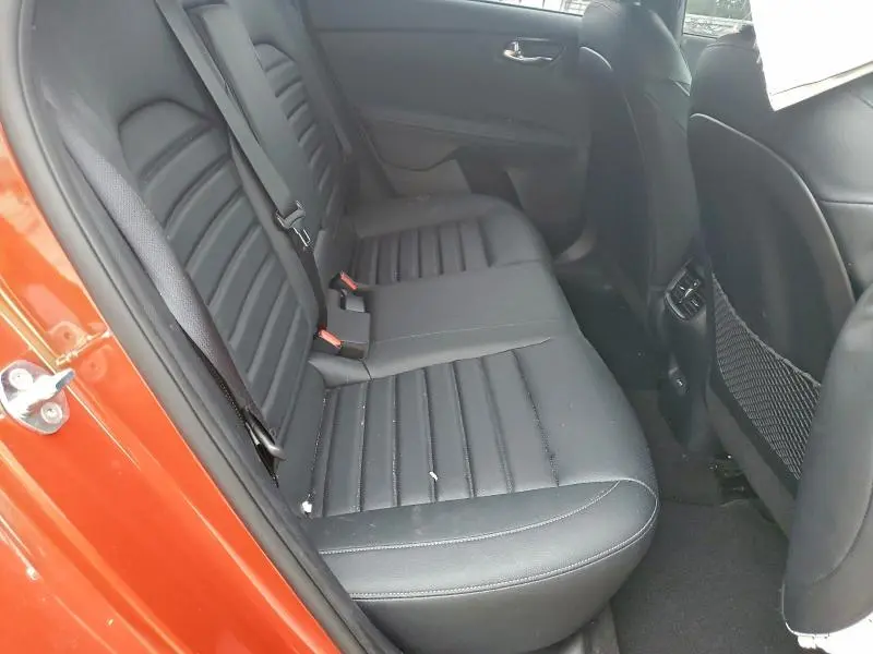 2023 KIA FORTE GT LINE  