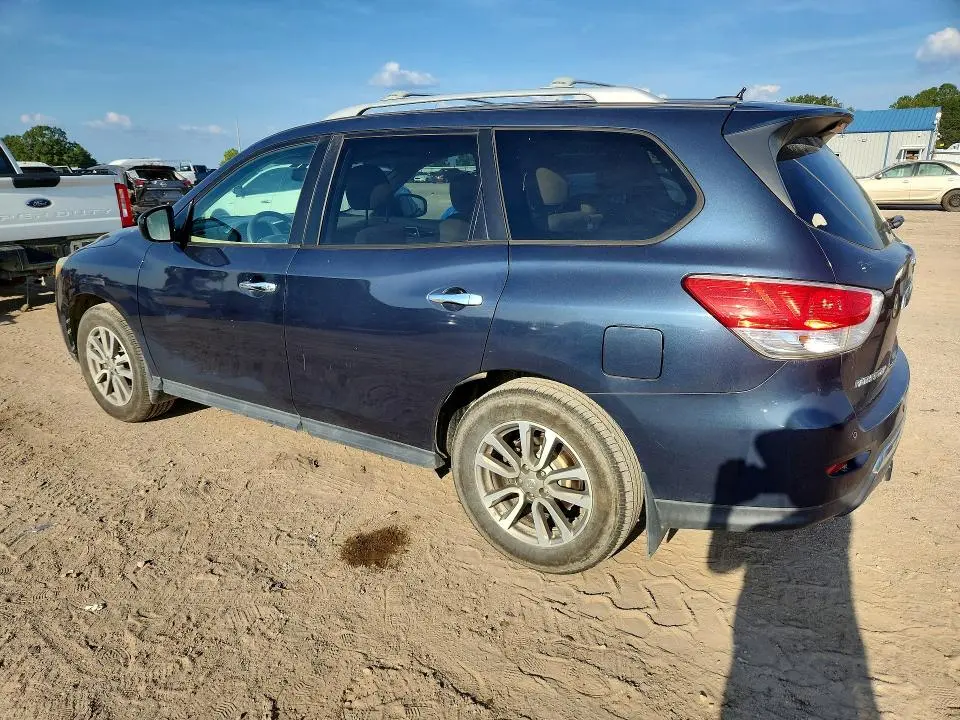 2016 NISSAN PATHFINDER SV  