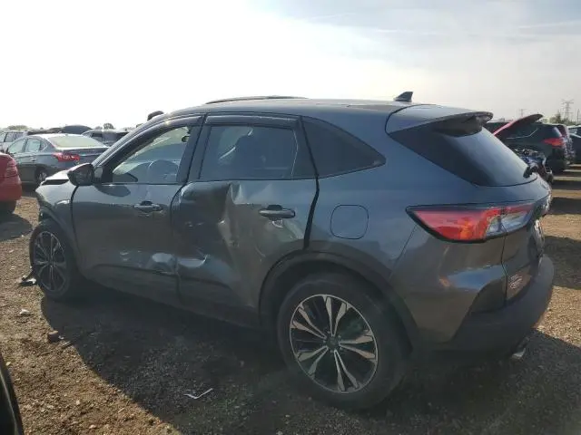 2022 FORD ESCAPE SE  