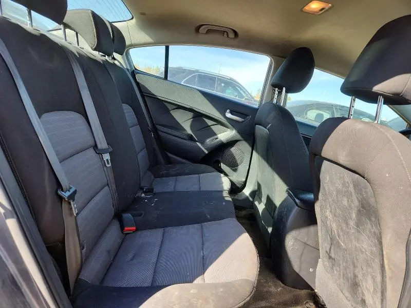 2016 KIA FORTE LX  